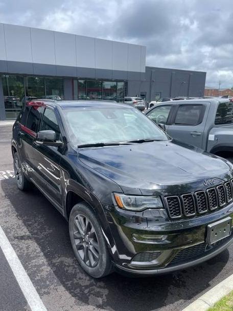 JEEP GRAND CHEROKEE 2018 1C4RJFCG2JC375078 image